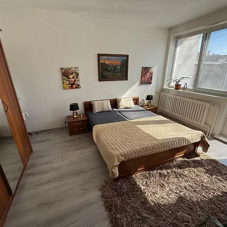 Apartment Guest House Malacky